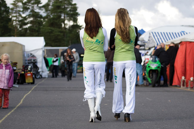 Tytöt
Huomio kiinnittyy...
Avainsanat: Drag racing kiihdytysajo Alastaro Musakuvat sponsori sponsoroida mainos tytöt kaunis seksikäs peppu takapuoli katsoa tyttö kävellä varikko Tytöt
Huomio kiinnittyy...
Avainsanat: Drag racing kiihdytysajo Alastaro Musakuvat sponsori sponsoroida mainos tytöt kaunis seksikäs peppu takapuoli katsoa tyttö kävellä varikko