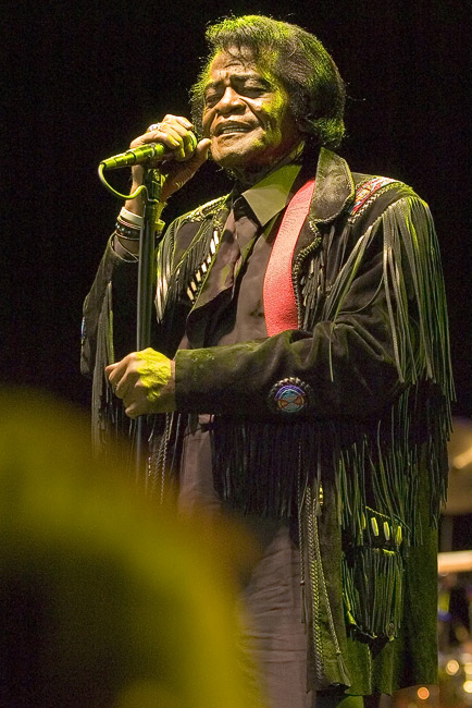 James Brown
LänsiAuto Areena 1.11.2006
Avainsanat: James Brown Soul Brother Number One Goodfather Of Hardest Working Man In Showbiz Black Musta Funk R&B Legenda Legend jäähyväiskeikka