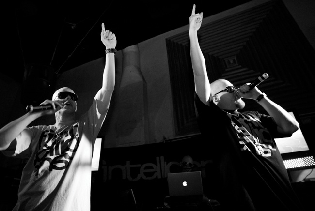 Otetaanko yhdet vielä?
Lisää
Avainsanat: Fintelligens Kimmo Elastinen Laiho Henrik Iso H Rosenberg Kotka Amarillo rap 