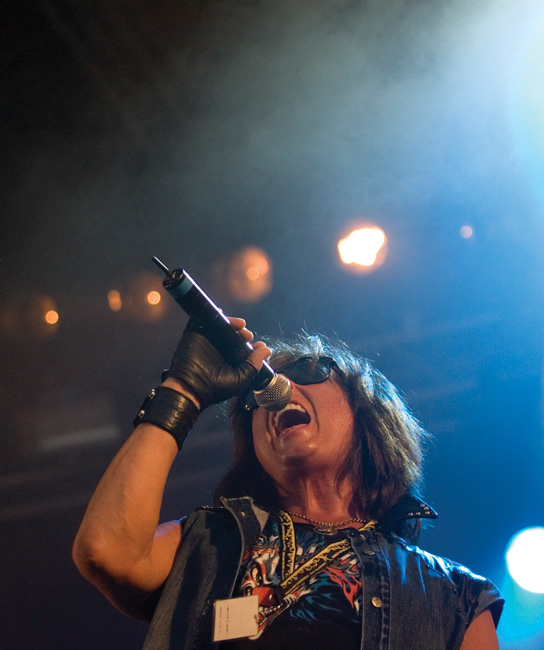 I surrender
Avainsanat: Joe Lynn Turner Rainbow Deep Purple Fandango laulaa solisti Jurassic Rock Joseph Linquito