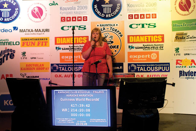 Meiltähän tämä käy
Tähän ei eläin pysty
Avainsanat: Karaoken maailmanennätys Kouvolan karaoke club guiness world record Meiltähän tämä käy
Tähän ei eläin pysty
Avainsanat: Karaoken maailmanennätys Kouvolan karaoke club guiness world record