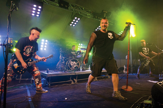 Klamydia 2008
Avainsanat: Klamydia punk Kouvola Summer of rock Vesa Vesku Jokinen Sami Kohtamäki Jari Helin Riku Purtola