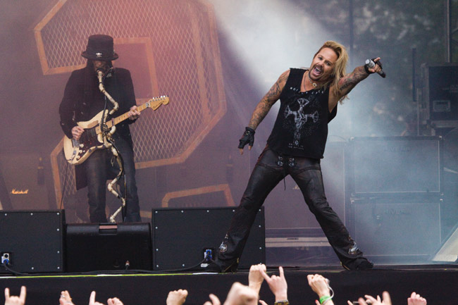 Vince Neil ja Mick Mars vauhdissa
Mötley CrÃ¼e
Avainsanat: Sauna open air metal festival Tampere Mötley CrÃ¼e Vince Neil Mick Mars