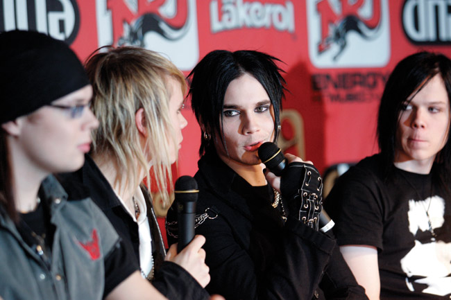 Haastattelu
Lovex turinoi
Avainsanat: NRJ radio awards Lovex haastattelu jutella