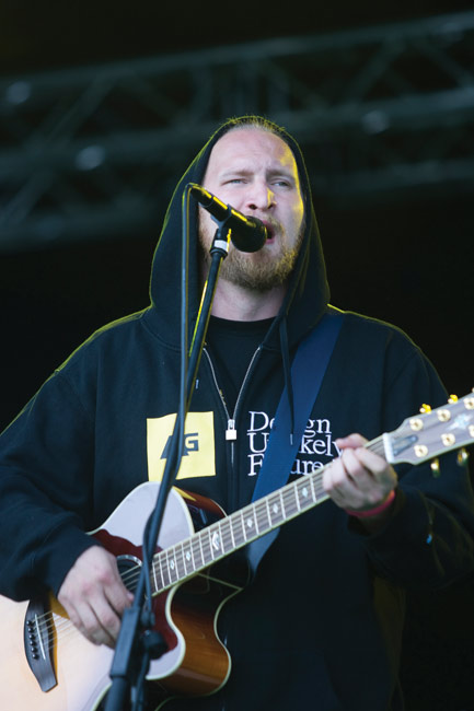 Akustista protestointia
Paleface
Avainsanat: Paleface Karri Pekka Matias Miettinen rappari Kotka Rockfestival