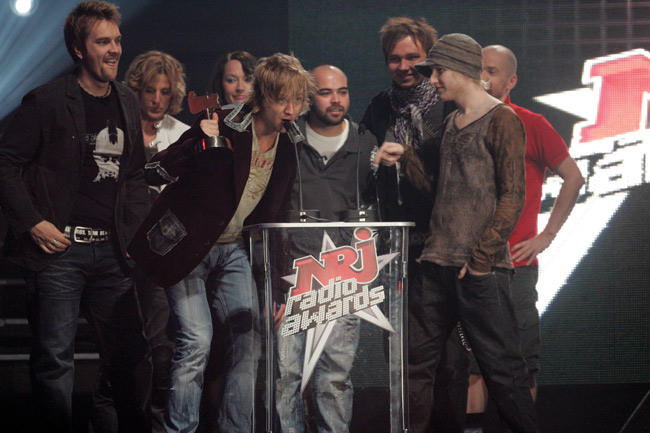 Palkintorohmut
Sunrice Avenue vei pystejä niin, ettei paljon muille jäänyt. 

Tarkemmin asiasta artikkeliosiossa: NRJ Radio Awards, Hartwall Areena
Avainsanat: NRJ radio awards hartwall-areena helsinki palkintorohmu paras voittaja suosituin Sunrice Avenue