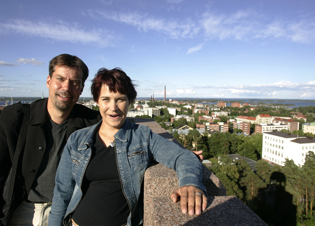 Tornissa
Jarkko ja Tessa Haukkavauoren näkötornissa.
Avainsanat: Jarkko Puro Teresa Luode Tessa näkötorni näköaolapaikka Kotka nähtävyys maisema ilmavalvonta Tornissa
Jarkko ja Tessa Haukkavauoren näkötornissa.
Avainsanat: Jarkko Puro Teresa Luode Tessa näkötorni näköaolapaikka Kotka nähtävyys maisema ilmavalvonta
