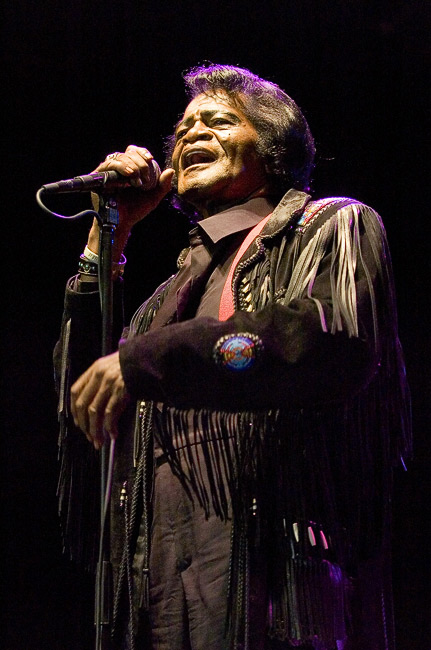 James Brown
LänsiAuto Areena 1.11.2006
Avainsanat: James Brown Soul Brother Number One Goodfather Of Hardest Working Man In Showbiz Black Musta Funk R&B Legenda Legend jäähyväiskeikka