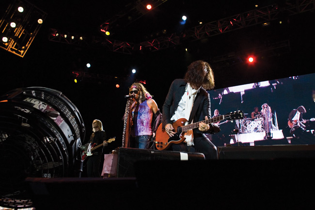 Aerosmith
Avainsanat: Aerosmith yhdysvallat Hartwall Areena Helsinki glamour Sweet emotion Walk this way Steven Tyler Joe Perry Tom Hamilton Joey Kramer