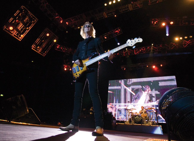 Tom Hamilton
Avainsanat: Aerosmith yhdysvallat Hartwall Areena Helsinki glamour Tom Hamilton