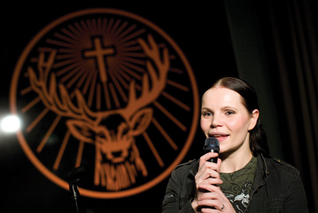 Agnes ja...
Avainsanat: Agnes Pihlava Idols Kotka Karoliiina mainos risti Jägermaister Agnes ja...
Avainsanat: Agnes Pihlava Idols Kotka Karoliiina mainos risti Jägermaister