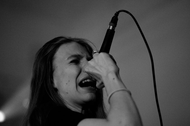 Ari Koivunen
Amoral-solisti
Avainsanat: Dark Winter Festival festivaali karhula Kotka Sammolla Amoral Ari Koivunen