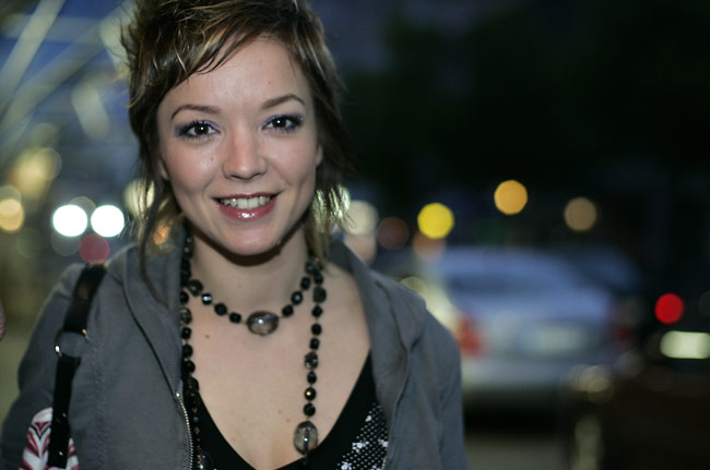 Kouvolan valot
No Kouvola nyt ei ole ihan Shanghai, mutta Annika on...
Avainsanat: Annika Eklund Kouvolan valot Shanghai kaunis suloinen meikattu helmet