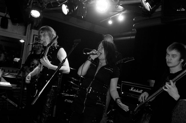 Battle Beast
Back Room, Kotka 2009.
Avainsanat: Battle Beast Back Room Kotka heavy kasari Battle Beast
Back Room, Kotka 2009.
Avainsanat: Battle Beast Back Room Kotka heavy kasari