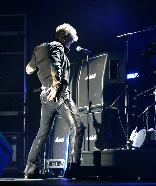 Selin
Avainsanat: Billy Idol selin selkä takapuoli Marshall valo varjo Selin
Avainsanat: Billy Idol selin selkä takapuoli Marshall valo varjo