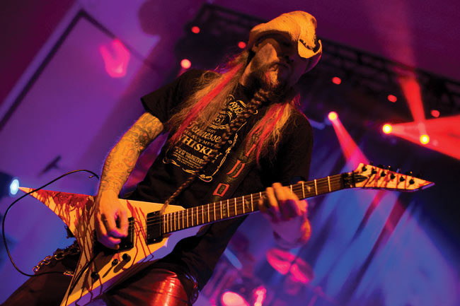 Domino De La Rogue 
BRM
Avainsanat: Baton Rogue Morgue BRM Dark Winter Fest Kotka Karhula Domino De La Rogue veri stetson