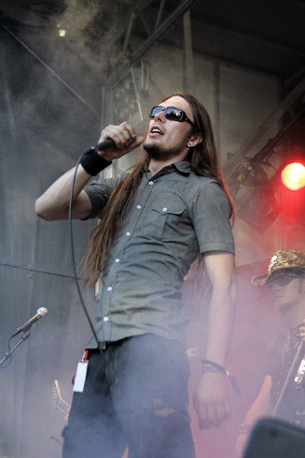 J-P
Avainsanat: Charon Juha-Pekka Leppäluoto solisti Tampere Raahe pitkätukka lasit Ride on tears J-P
Avainsanat: Charon Juha-Pekka Leppäluoto solisti Tampere Raahe pitkätukka lasit Ride on tears