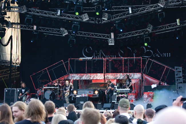 Children of Bodom
Sauna open air metal festival, Tampere 2008.
Avainsanat: Children of Bodom Sauna Open air metal festival Alexi Laiho Roope Latvala Janne Wirman Henkka Seppälä Jaska Raatikainen lava kävelysilta auto yleisö pää