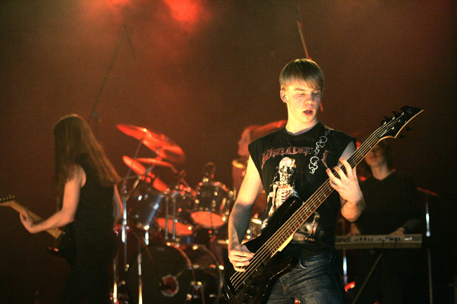 Heviä kansalle
Crimson Sun, Raittiustalo, Hamina 2006.
Avainsanat: Crimson Sun Joni Junnila Jukka Jauhiainen Heavy hevi Heviä kansalle
Crimson Sun, Raittiustalo, Hamina 2006.
Avainsanat: Crimson Sun Joni Junnila Jukka Jauhiainen Heavy hevi