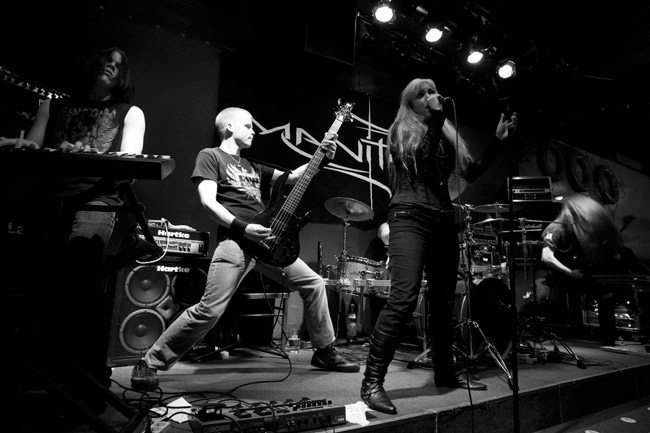 Tears of the dawn?
Crimson Sun 2008
Avainsanat: Crimson Sun Kairo Kesto-klubi Kotka Tina Jukarainen Joni Junnila Jukka Jauhiainen mv Tears of the dawn?
Crimson Sun 2008
Avainsanat: Crimson Sun Kairo Kesto-klubi Kotka Tina Jukarainen Joni Junnila Jukka Jauhiainen mv