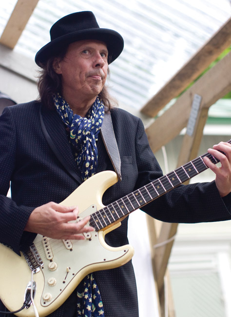 Dave Lindholm 2008
Segeli, Kotka.
Avainsanat: Dave Lindholm Segeli rock'n'blues hattu Messengers