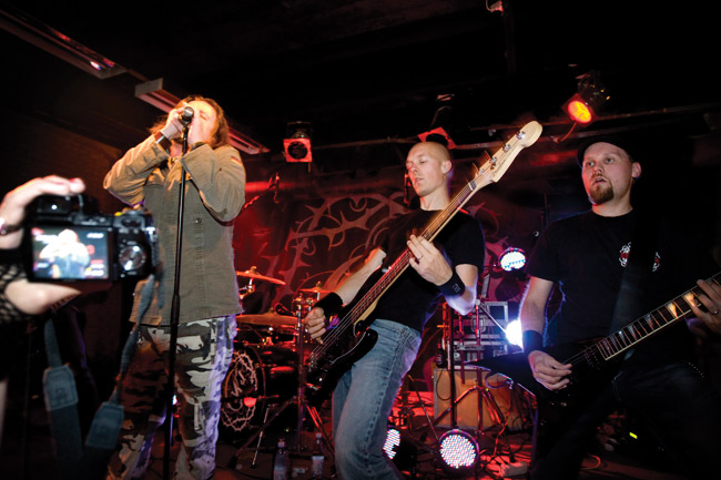 Kuvattavana
Entwine
Avainsanat: Entwine goottimetalli House of rock Kouvola Mika Tauriainen kamera