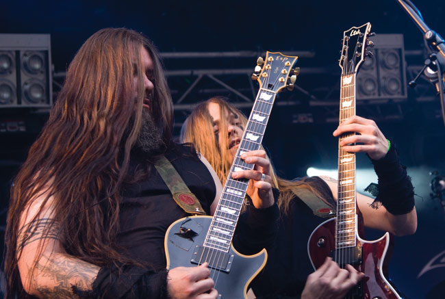 Kepit taivaalle
Skrymer ja routa
Avainsanat: Finntroll Sauna open air folk metalli peikkometalli Skrymer Routa