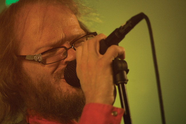 Myllykoski
Särkynytsydämiset, osa I
Avainsanat: Freud Marx Engels & Jung Kouvola Summer of rock Pekka Myllykoski Myllykoski
Särkynytsydämiset, osa I
Avainsanat: Freud Marx Engels & Jung Kouvola Summer of rock Pekka Myllykoski