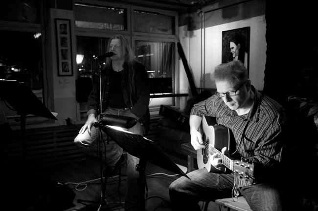 Hard Acoustic
Back Room, Kotka 2010.
Avainsanat: Hard Acoustic Anssi Stenberg Mannerheim haevy cover Back Room Kotka