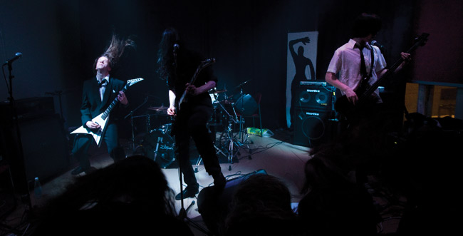 Rynkyttää
Hypnotic
Avainsanat: Hypnotic Greippi Kotka nuorisotalo