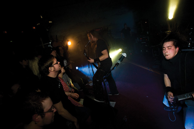 Insomnium Kestolla
Kairo, Kotka 2010
Avainsanat: Insomnium Kesto-klubi Kairo Kotka Niilo Sevänen yleisö Insomnium Kestolla
Kairo, Kotka 2010
Avainsanat: Insomnium Kesto-klubi Kairo Kotka Niilo Sevänen yleisö