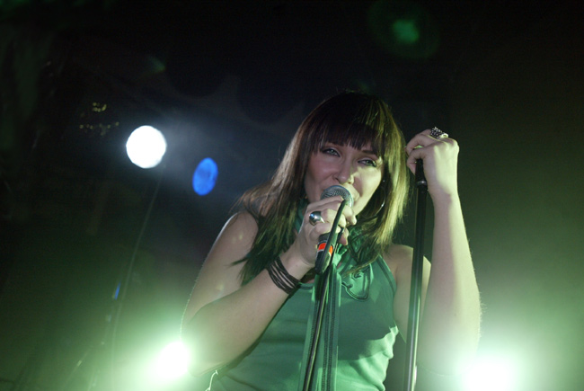 Irina
Irina 2005, Amarillo, Kotka.
Avainsanat: Irina valot vihreä vahva