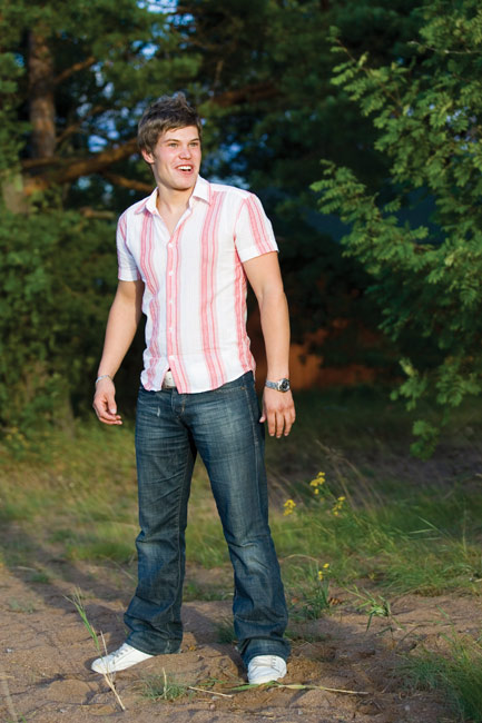 Jarno Ollikainen
Idols semifinalisti 2006
Avainsanat: Jarno Ollikainen Band Merituuli Idols Pyhtää hyvännäköinen komea kaunis basisti poseerata ranta lököre