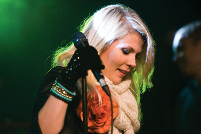 Hengähdystauko
Katri Ylander, Kotka 09.
Avainsanat: Katri Ylander Kotka Fashion night tori idols kaunis seksikäs