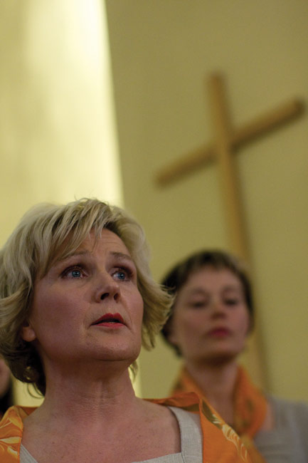 Toivoa ja lohtua
Kymin kirkossa
Avainsanat: Kymi Contento kuoro hengellinen gospel Toivon ja lohdun konsertti Kymin kirkko risti Toivoa ja lohtua
Kymin kirkossa
Avainsanat: Kymi Contento kuoro hengellinen gospel Toivon ja lohdun konsertti Kymin kirkko risti