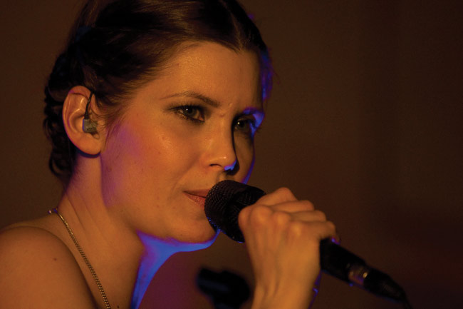 Laura Närhi 2011
Avainsanat: Laura Närhi Amarillo Kotka kaunis seksikäs tämä on totta se ei mee pois Laura Närhi 2011
Avainsanat: Laura Närhi Amarillo Kotka kaunis seksikäs tämä on totta se ei mee pois