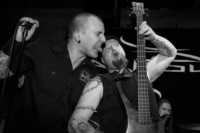 Kielihommat
Markku & Ismo
Avainsanat: Manitou Kesto-klubi Kairo Markku Pihlaja Ismo Laukkanen kieli