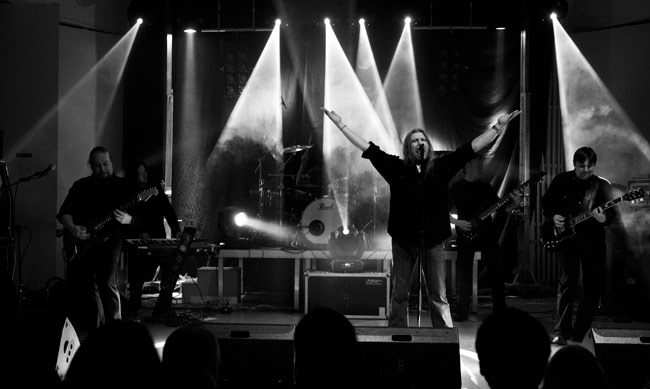 V-tyyli
Mannerheim
Avainsanat: Mannerheim Dark Winter Fest Karhula sammon talo sammolla Kotka Anssi Stenberg Ari Seppä Tom Rask Sami Virtanen Ilkka Heinonen Kari Tornack V-tyyli
Mannerheim
Avainsanat: Mannerheim Dark Winter Fest Karhula sammon talo sammolla Kotka Anssi Stenberg Ari Seppä Tom Rask Sami Virtanen Ilkka Heinonen Kari Tornack
