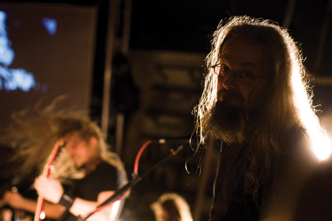 Poseeraus
Marko Annala, Mokoma, Amarillo, Kotka 2010
Avainsanat: Mokoma Marko Annala Amarillo Kotka Poseeraus
Marko Annala, Mokoma, Amarillo, Kotka 2010
Avainsanat: Mokoma Marko Annala Amarillo Kotka
