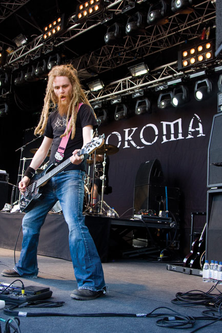 Mokoma-basisti
Santtu Hämäläinen
Avainsanat: Mokoma Sauna Open air metal festival Tampere Sakara Records Santtu Hämäläinen basisti rastat Mokoma-basisti
Santtu Hämäläinen
Avainsanat: Mokoma Sauna Open air metal festival Tampere Sakara Records Santtu Hämäläinen basisti rastat