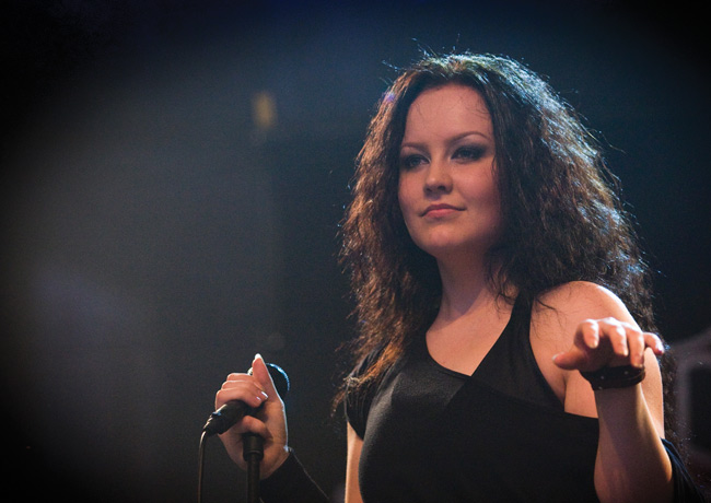 Heidi
Kouvola 2008
Avainsanat: MoonMadness Kouvola Taiteiden yö Manski Heidi Bergbacka kaunis seksikäs 