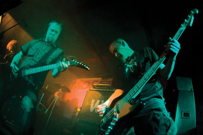Keikattaa
Mosesgun, Sam's pub 2008
Avainsanat: Mosesgun Sam's pub sams Vesa Vinberg Jarmo Landen Keikattaa
Mosesgun, Sam's pub 2008
Avainsanat: Mosesgun Sam's pub sams Vesa Vinberg Jarmo Landen