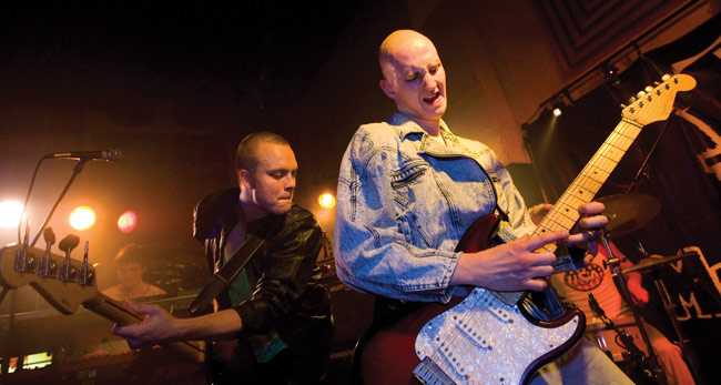 Kitarasoolo
Mr. Hyde band, Amarillo, Kotka 2008.
Avainsanat: Mr. Hyde band cover Kotka Amarillo Mikko Pohjola Teemu Sarkkinen Oulu kitarasoolo Kimmo Virtanen Aleksi Itkonen