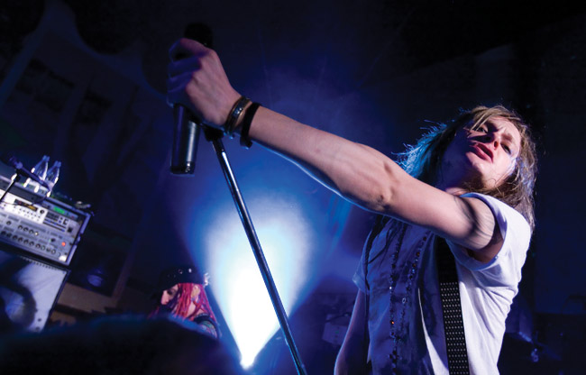 Karma killer
Jonne Aaron 2008
Avainsanat: Negative Jonne Aaron Amarillo Seurahuone Kotka 2008 Karma killer Karma killer
Jonne Aaron 2008
Avainsanat: Negative Jonne Aaron Amarillo Seurahuone Kotka 2008 Karma killer