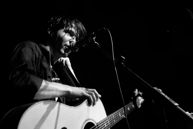Välispiikki
Olavi Uusivirta
Avainsanat: Olavi Uusivirta Amarillo Kotka on niin helppoo olla onnellinen 