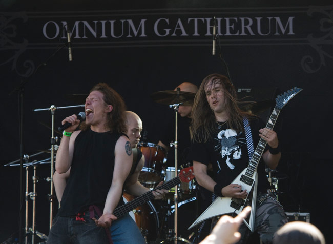 Oman nimen alla
Omnium Gatherum, Sauna open air, Tampere 2009.
Avainsanat: Omnium Gatherun Sauna open air metal festivall Tampere yleisö Jukka Pelkonen Markus Vanhala Oman nimen alla
Omnium Gatherum, Sauna open air, Tampere 2009.
Avainsanat: Omnium Gatherun Sauna open air metal festivall Tampere yleisö Jukka Pelkonen Markus Vanhala