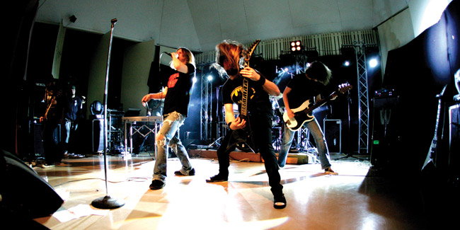 Omnium Gatherum
Kymi Dark Winter Fest, Sammontalo, Kotka 2007.
Avainsanat: Omnium Gatherum OG Harri Pikka Aapo Koivistoi Jukka Pelkonen Markus Vanhala Jarmo Pikka Janne Markkanen Sammon talo Kymi Dark Winter Fest Omnium Gatherum
Kymi Dark Winter Fest, Sammontalo, Kotka 2007.
Avainsanat: Omnium Gatherum OG Harri Pikka Aapo Koivistoi Jukka Pelkonen Markus Vanhala Jarmo Pikka Janne Markkanen Sammon talo Kymi Dark Winter Fest