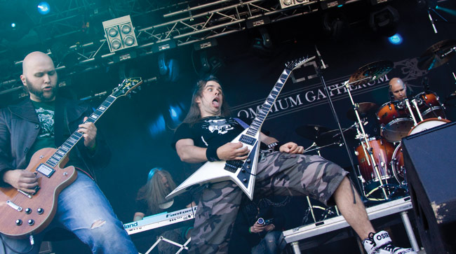 Johan se nyt myrkyn lykkäs
Og-meininki Saunassa 2009
Avainsanat: Omnium Gatherun Sauna open air metal festivall Tampere Markus Vanhala Harrii Pikka Aapo Koivisto Johan se nyt myrkyn lykkäs
Og-meininki Saunassa 2009
Avainsanat: Omnium Gatherun Sauna open air metal festivall Tampere Markus Vanhala Harrii Pikka Aapo Koivisto