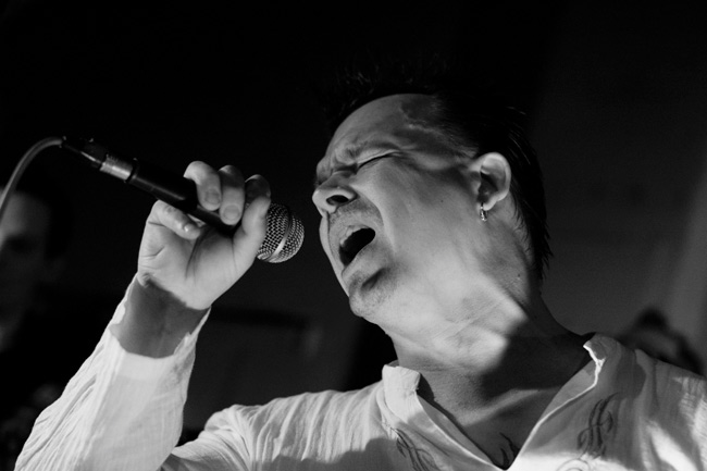 Toni 09
Paha Susi
Avainsanat: Paha Susi Amarillo rock Kotka Toni Mäkinen mustavalkoinen