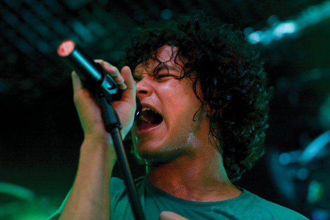 Täysi rähinä päällä
San Francisco?
Avainsanat: Pete Parkkonen idols Vantaa Tulisuudelma rock pelkistetty Täysi rähinä päällä
San Francisco?
Avainsanat: Pete Parkkonen idols Vantaa Tulisuudelma rock pelkistetty